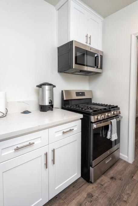 Chic And Spacious 3Br Gem In Central La 로스앤젤레스 외부 사진
