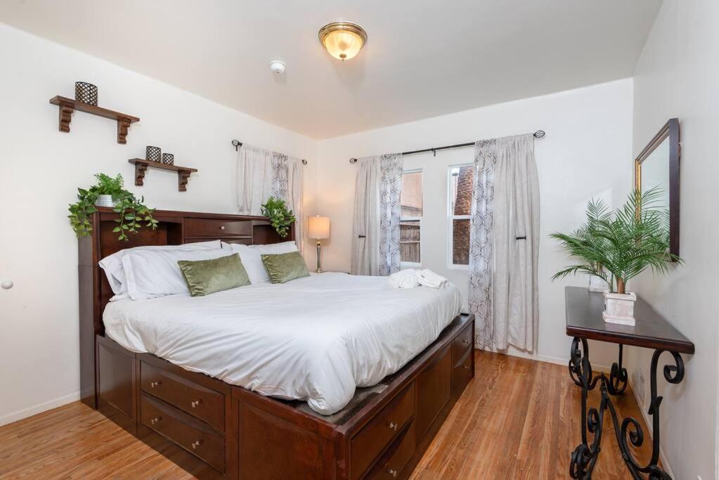 Chic And Spacious 3Br Gem In Central La 로스앤젤레스 외부 사진